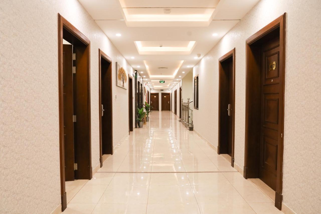مبيت الخبر للأجنحة الفندقية Khobar Bagian luar foto